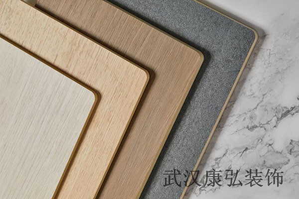 武漢木飾面表面肌理工藝對比：平面/浮雕/仿石紋